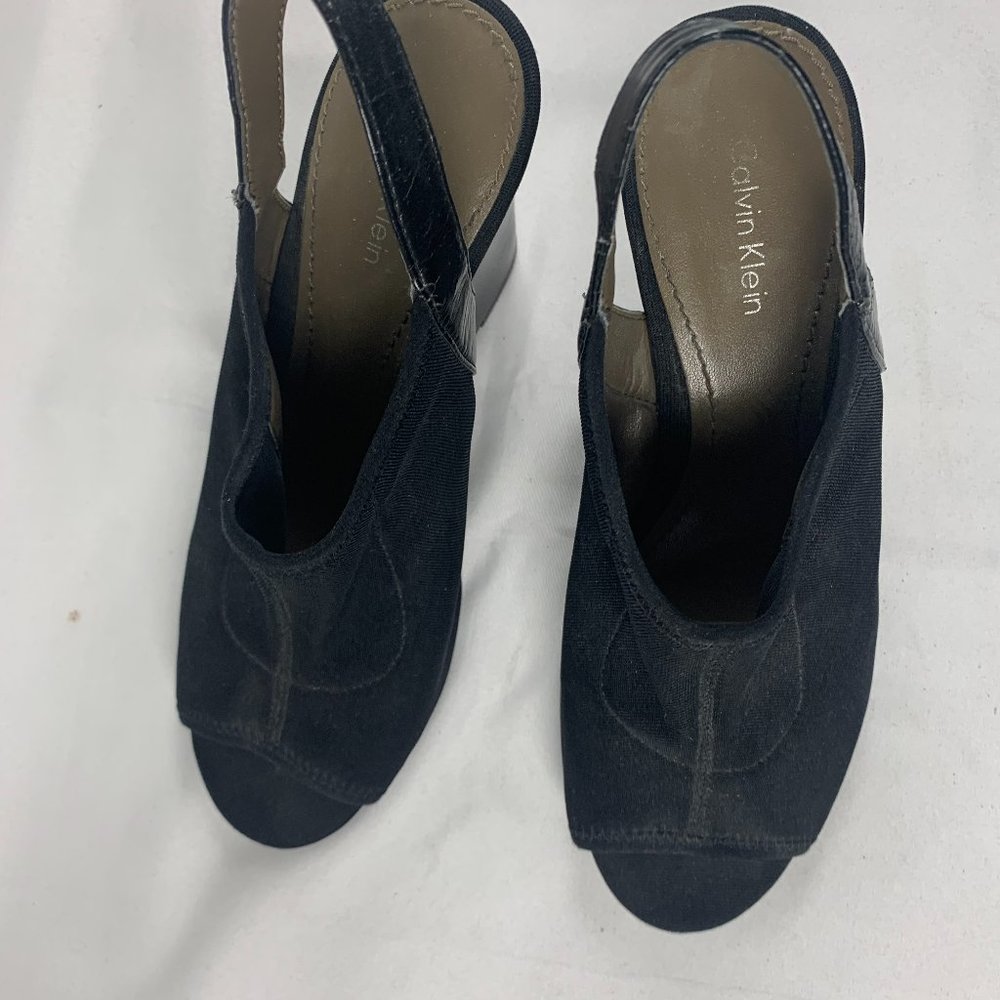 Calvin Klein Fawnah Peep Toe Womens Wedge Shoe Black Size 8M